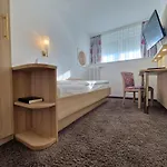 بيت ريفي Blume I & Restaurant 3*