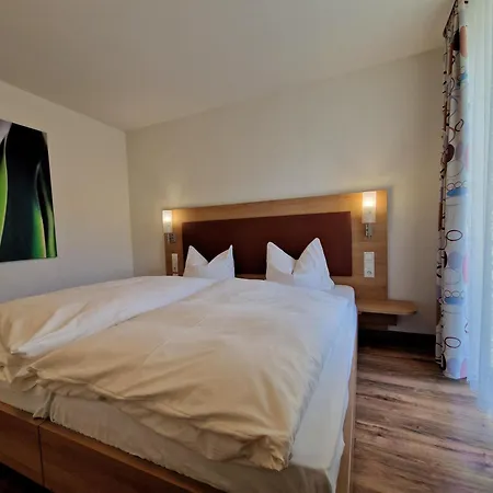 Blume I & Restaurant 3*